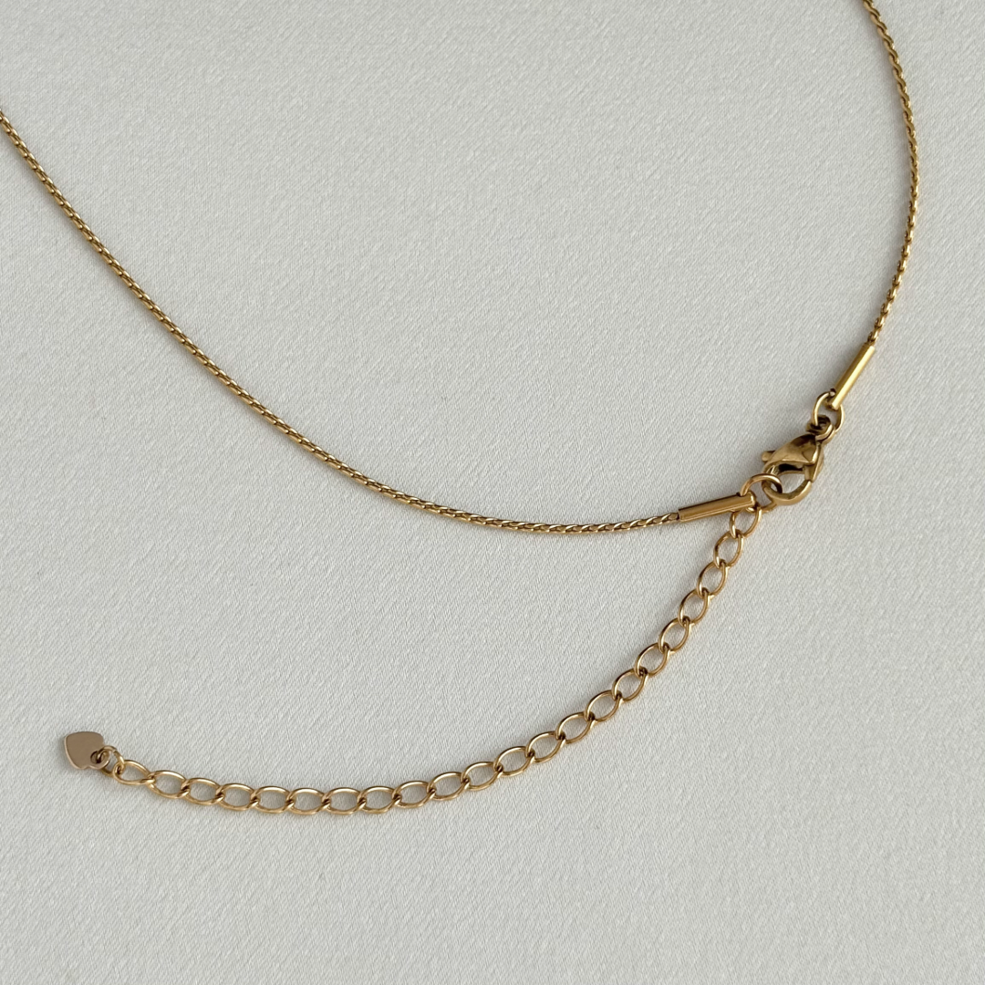 Collier - Nära