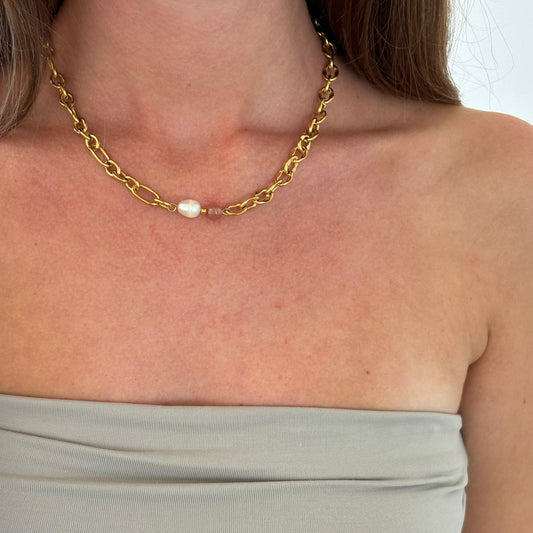 Modèle unique - Collier asymétrique perle d'eau douce et perle de soleil