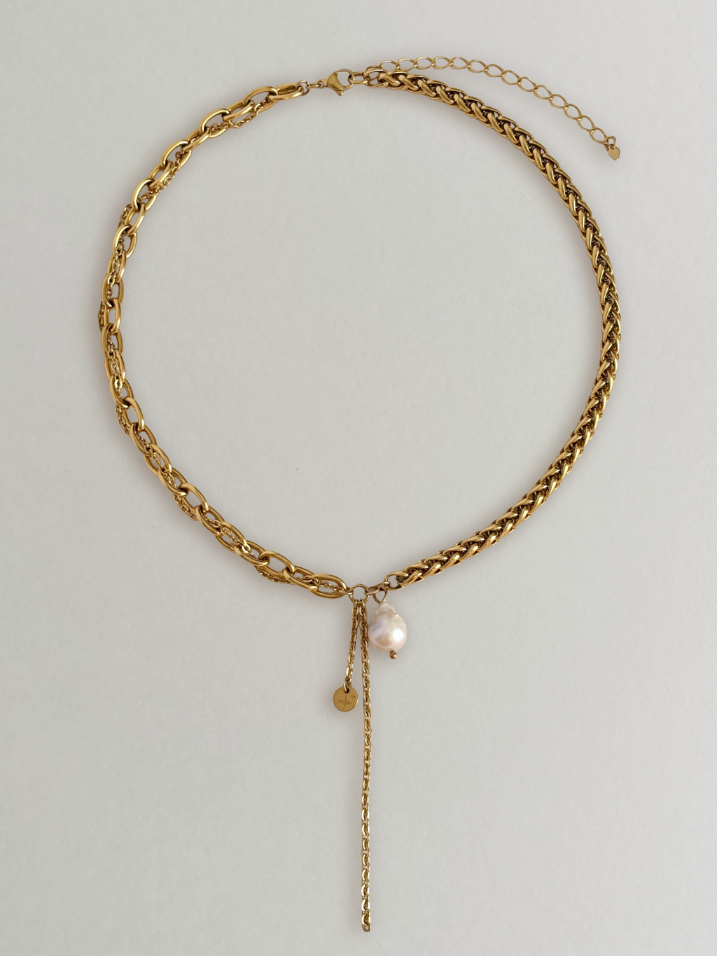 Collier Helg
