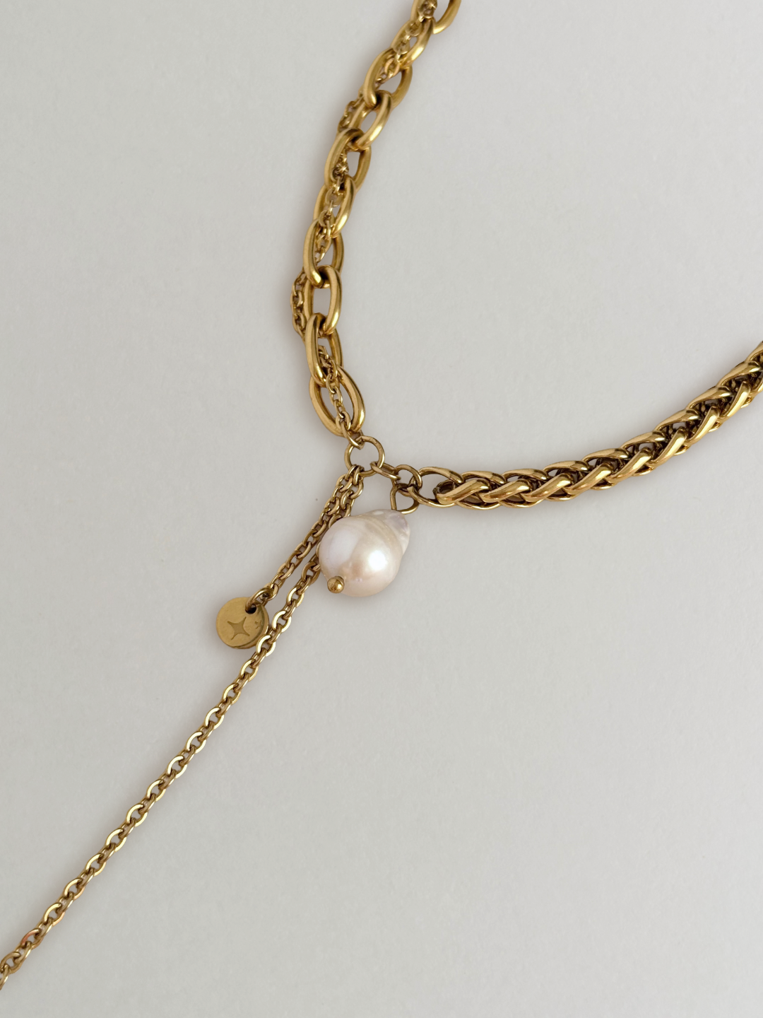 Collier Helg