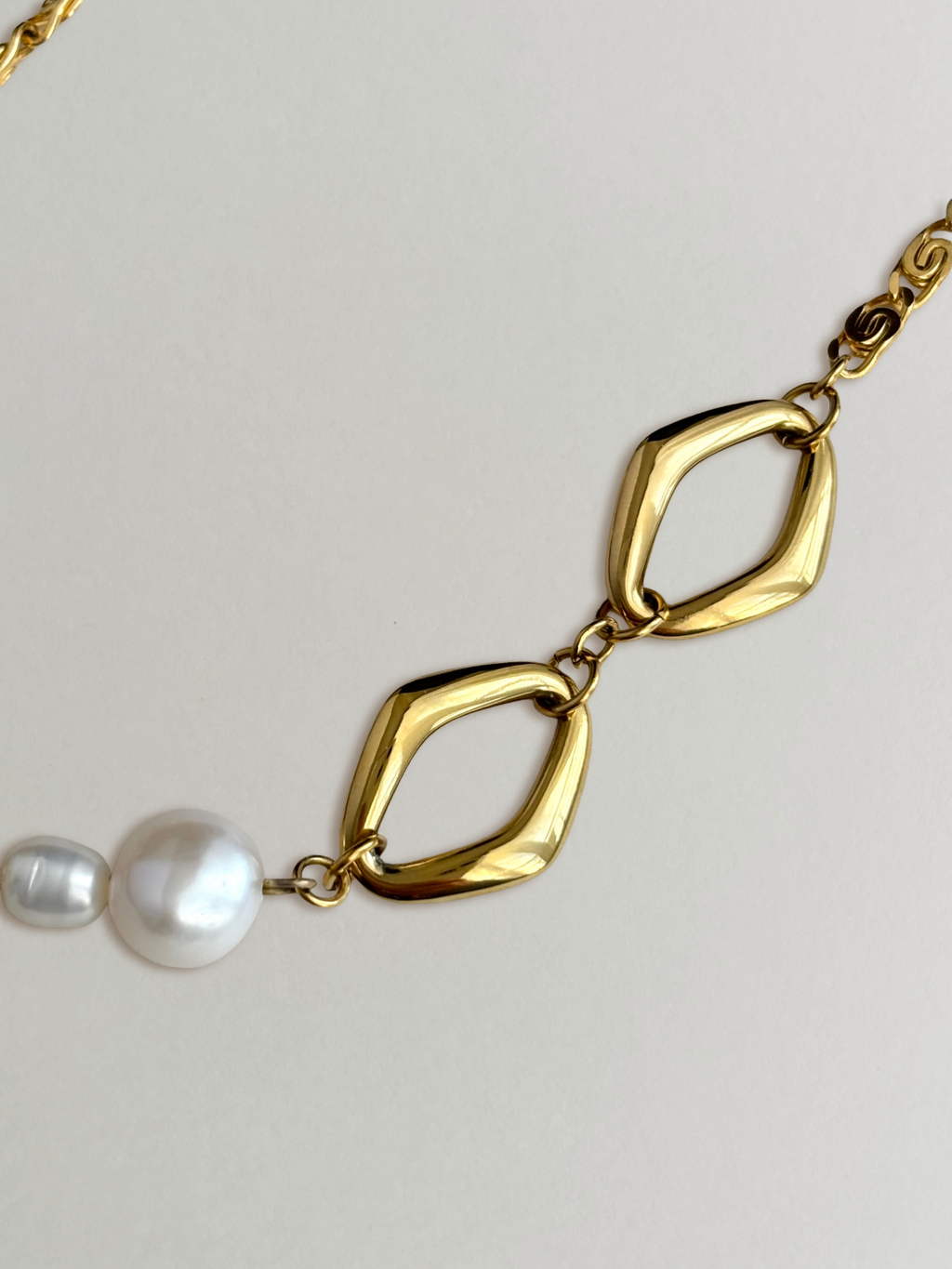 Collier Farmor
